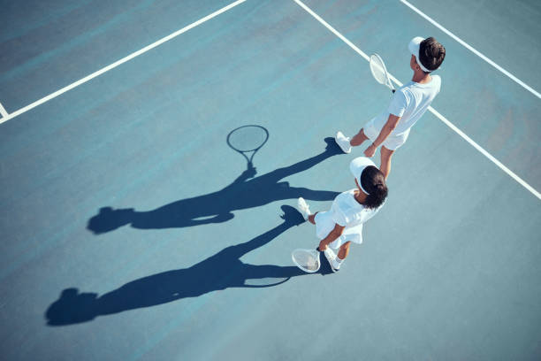 Quels sont les indicateurs de performance clés à suivre après la construction court de tennis à Hyères pour évaluer son succès ?