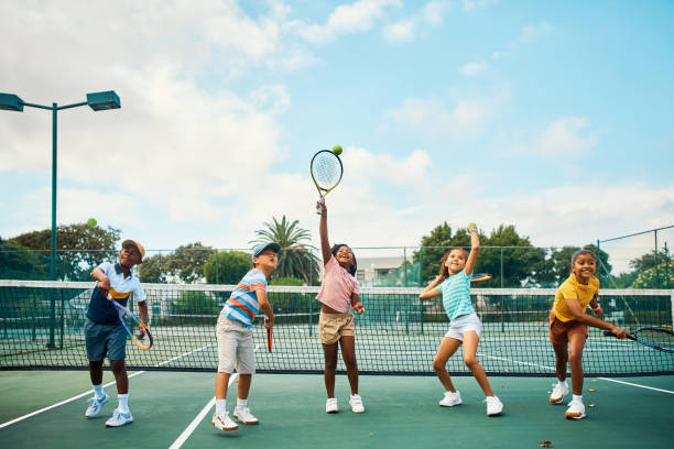 Quels sont les conseils pour une construction de court de tennis à Cannes en zone humide ?
