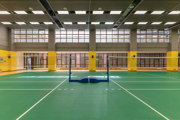Comment réduire les nuisances sonores lors d’une construction court de tennis à Paris ?