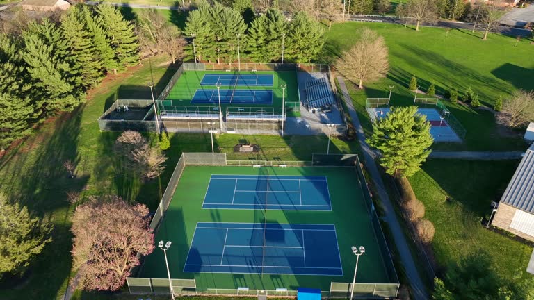 Comment optimiser les accès lors d’une construction court de tennis à Hyères ?