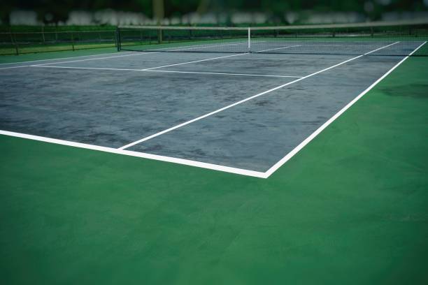 Comment garantir la durabilité d’une construction terrain de padel à Cavalaire-sur-Mer utilisée par des élèves ?