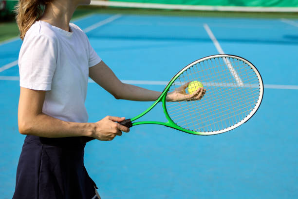 Est-ce que Constructeur court de pickleball peut transformer une ancienne surface sportive en terrain de pickleball ?