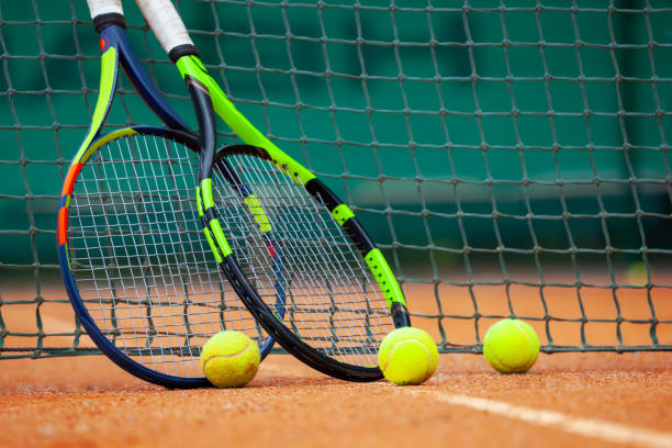 Comment comparer les options de surface proposées par Constructeur court de pickleball avant de signer ?