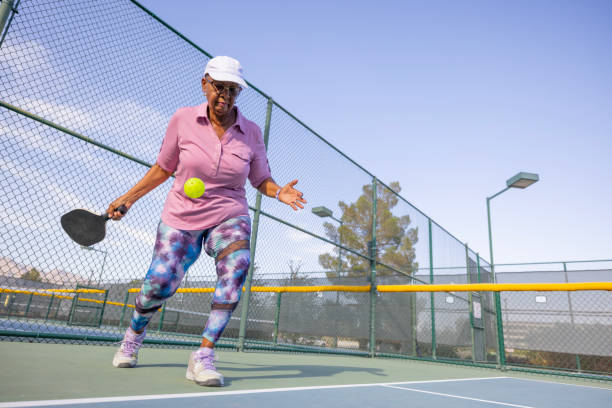 Comment Constructeur court de pickleball choisit-il les matériaux les plus durables pour un usage intensif ?
